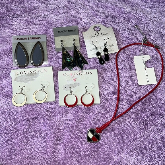 Accessories - 90’s fashion jewelry
